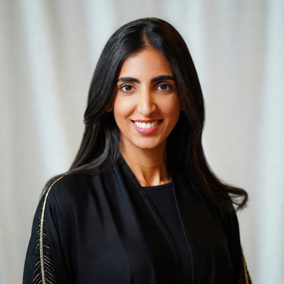 Portrait of Fatima A., Founder of a healthcare clinic in Abu Dhabi